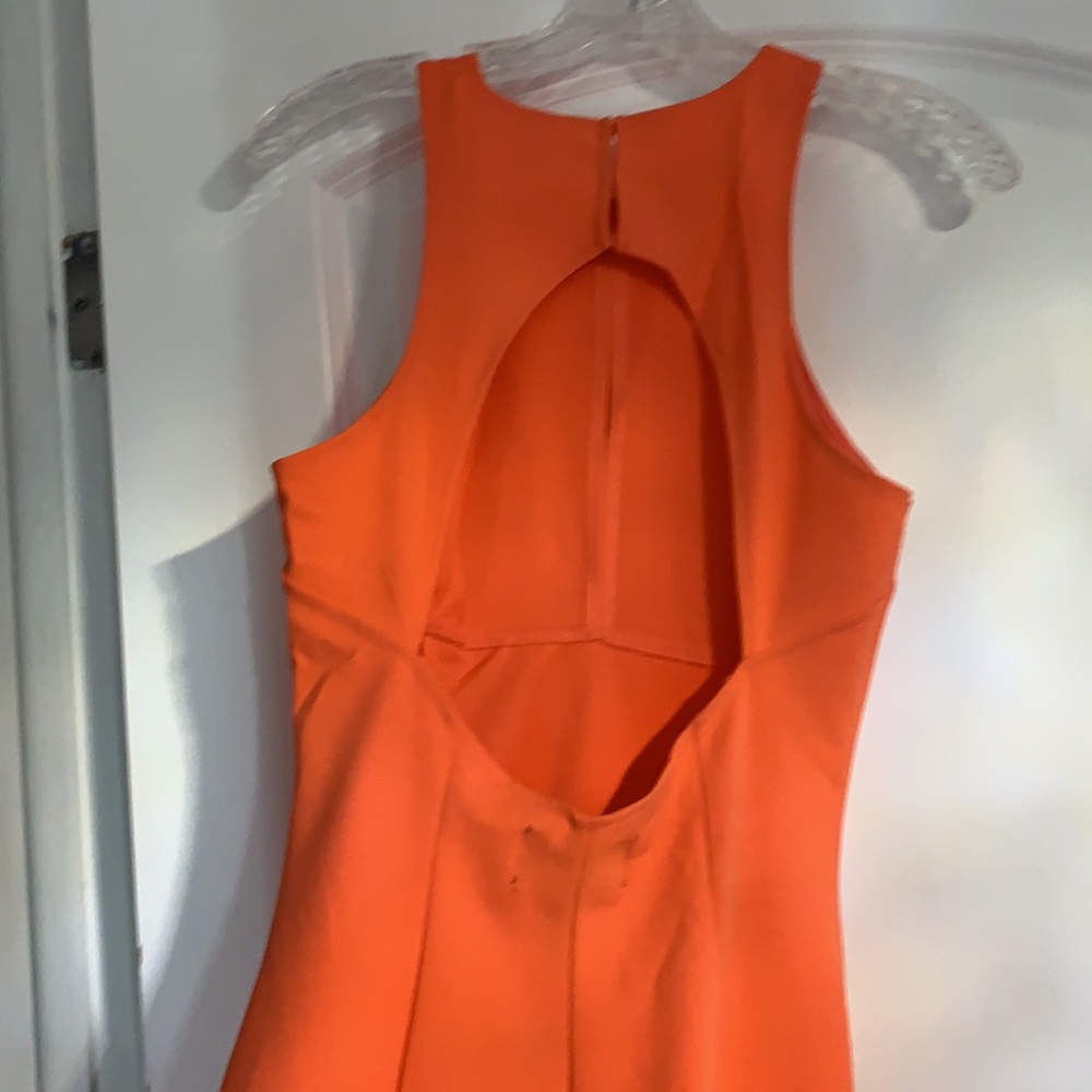Pretty In Peach! - Picture 4 of 6